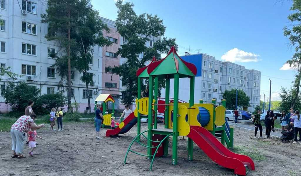Завершена реализация проекта "Яркое детство" ТОС "Наш двор"