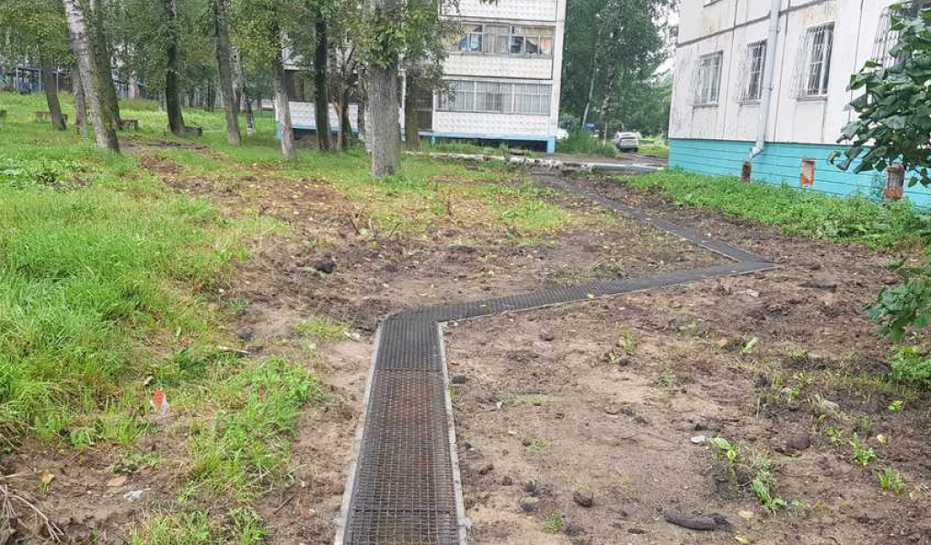 Завершены работы по проекту "Лотки во дворе Партизанской" ТОС "Партизанская, 2"