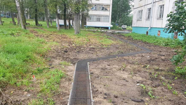 Завершены работы по проекту "Лотки во дворе Партизанской" ТОС "Партизанская, 2"