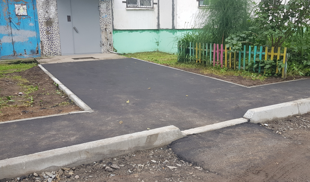 Завершены работы по проекту "Реконструкция тротуара" ТОС "Веселый двор"