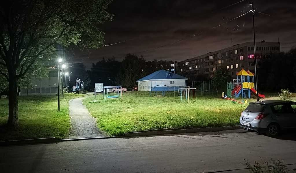 Завершена реализация проекта "Свет во дворе" ТОС "Ленина, 40"