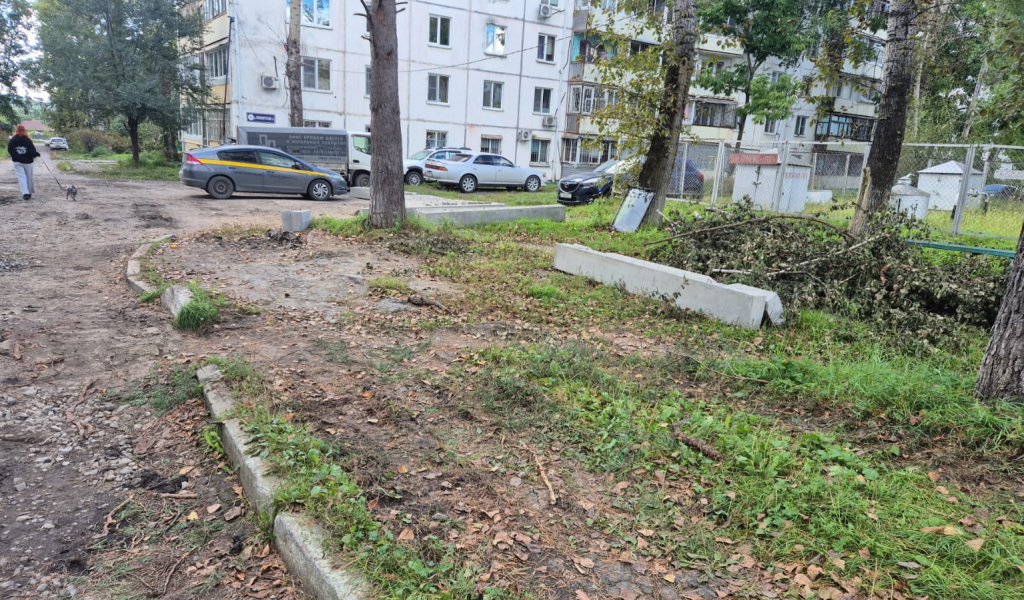 Реализуется проект "Широкая парковка во дворе" ТОС "Перспектива"