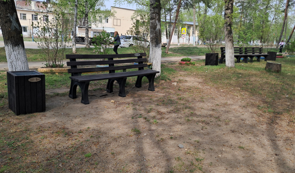 Продолжается реализация проекта "Красивая придомовая территория" ТОС "Ленина, 12"