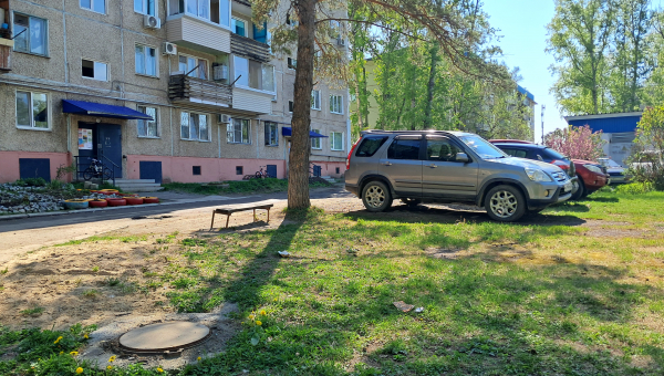 Продолжается реализация проекта "Уютный кармашек для авто" ТОС "Пионерская, 3"
