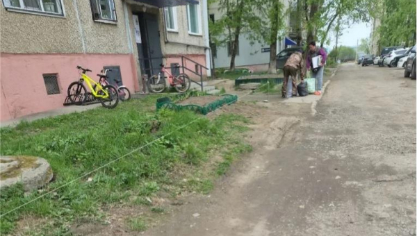 Продолжается реализация проекта "Наш двор-наша забота" ТОС "Пионерская, 3"
